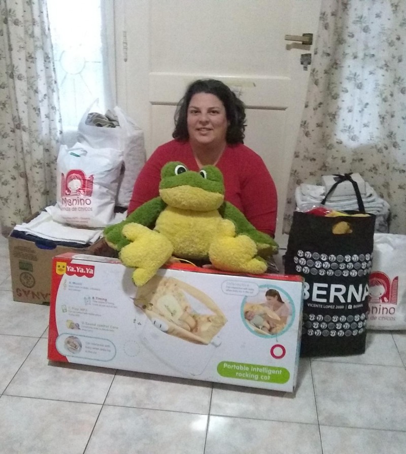 Un grupo de mujeres que piensa en otras